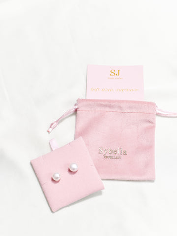 GIFT WITH PURCHASE