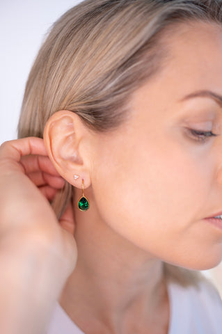 E131-GGP LULU Tear Drop Dark Green Earrings on Gold Hook