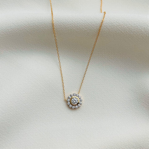 P782-YG  - Gold Plate  and clear cubic zirconia flower necklace -
