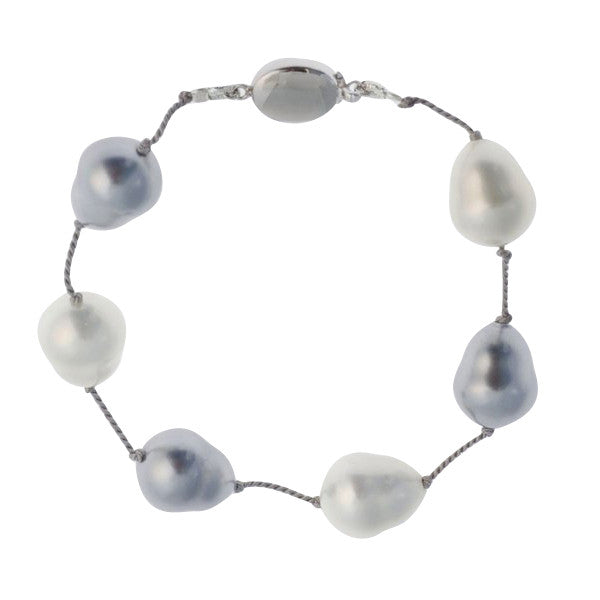 BTBL - Large baroque pearl tincup bracelet